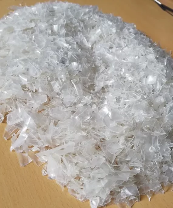 HOT WASHED PET BOTTLE FLAKES SCRAP